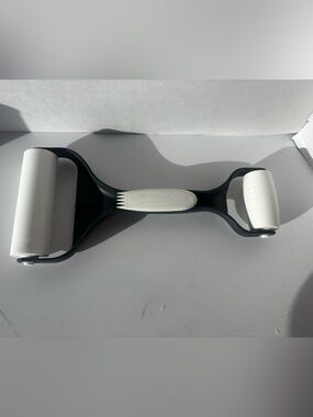 Pampered Chef Double Pastry Dough Kitchen Baking Tool W/Fork